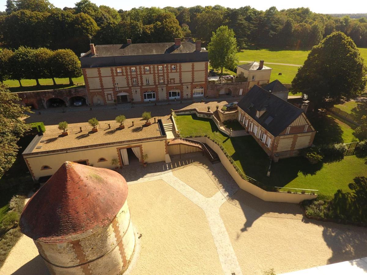 فندق Domaine De Montchevreuil Fresneaux-Montchevreuil المظهر الخارجي الصورة